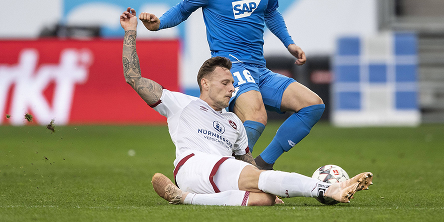 Rechtsverteidiger gesucht: Wer ersetzt Caligiuri, Kübler und Valentini?